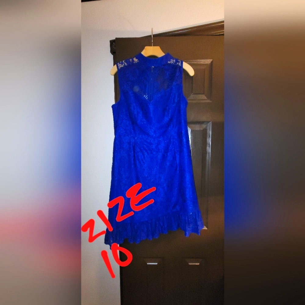GUESS LACE ROYAL BLUE DRESS SIZE 10